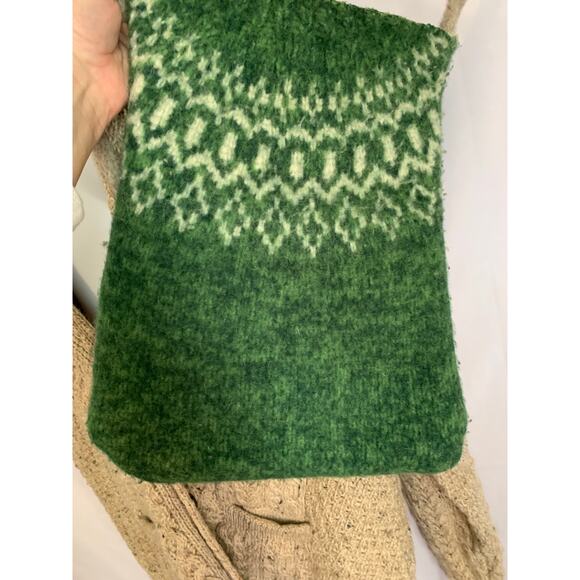 Solid Wool Green Hand Crafted Hobo Pouch Snap Closure - Picture 6 of 7